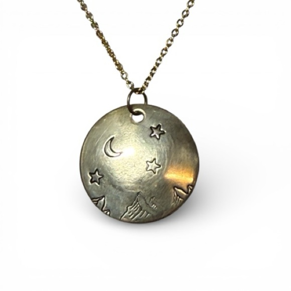 Handmade stamped mountain scene gold tone‎ 18 in chain Pendant Necklace